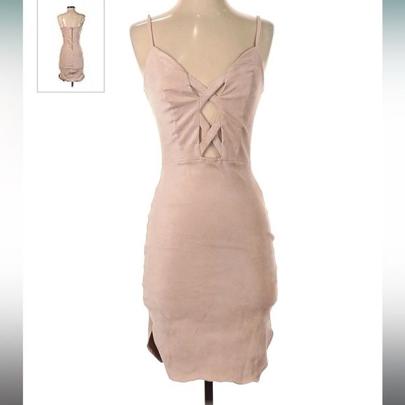 Charlotte Russe Dresses & Skirts - Charlotte Russe spaghetti strap dress large